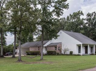 15517 Castle Ridge St, Baton Rouge, LA 70817