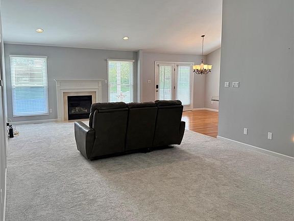 5th image of 552 Boulder River Dr