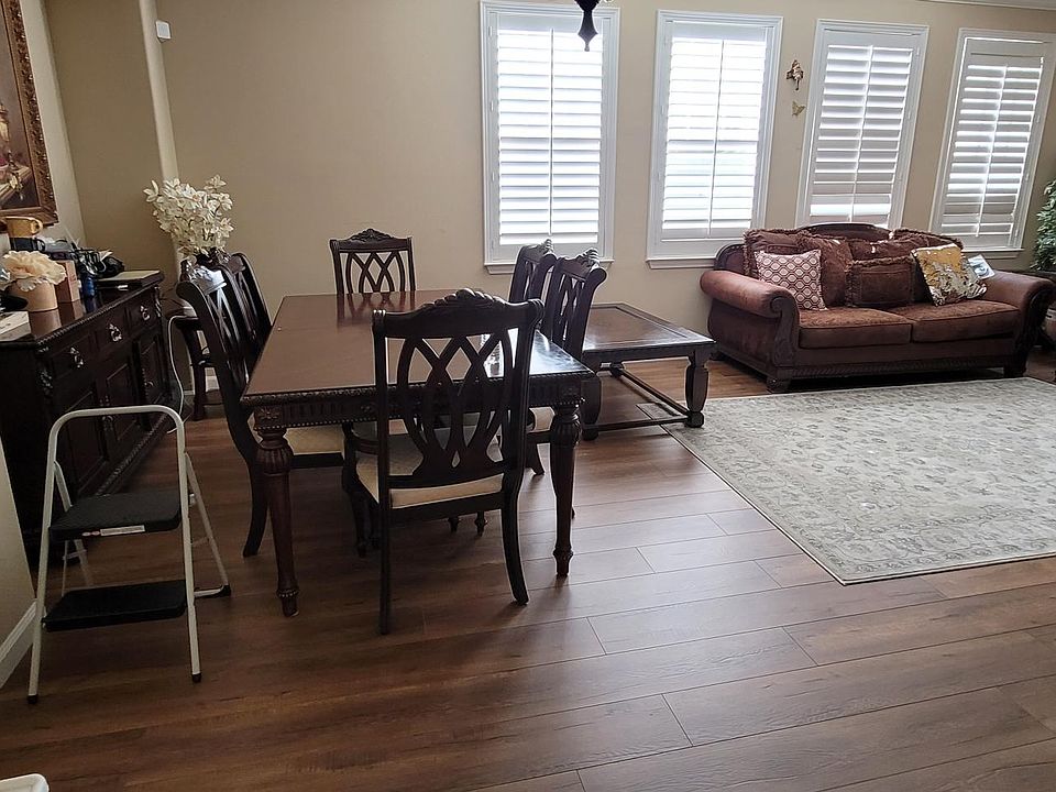 1st image of 670 W Privado Way