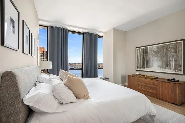 Rented by MNS | media 8