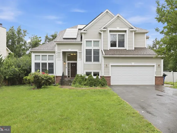 904 Milestone Dr, Silver Spring, MD 20904