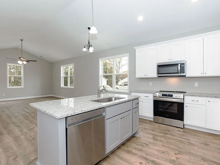 510 Branch St — Photo 8