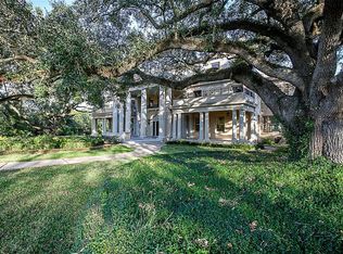 124 E Caldwood Dr, Beaumont, TX 77707