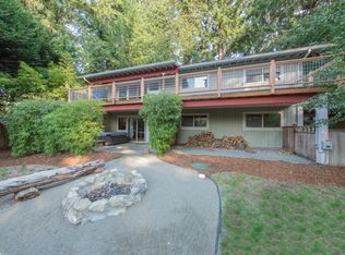 11700 Miller Rd NE, Bainbridge Island, WA 98110