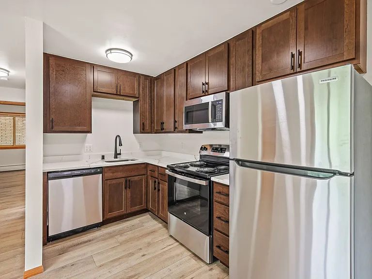 6210 Mineral Point Rd #1 — Photo 4