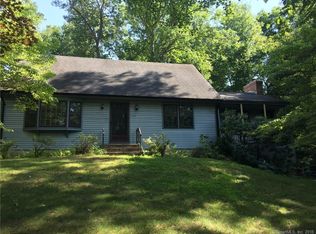 70 Lorraine Rd, Manchester, CT 06040