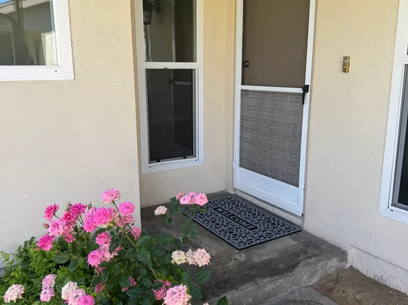 9842 Verde Mar Dr, Huntington Beach, CA 92646