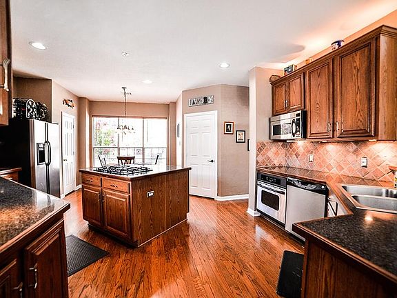 2nd image of 2617 Dunbar Dr
