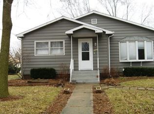 1216 Poplar St, Lake In The Hills, IL 60156