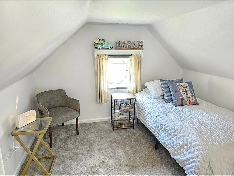 6 Staub Ct — Photo 7