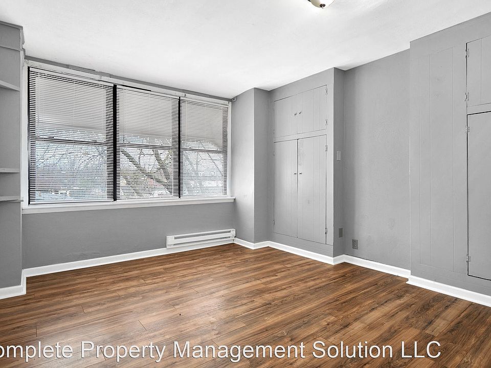 1st image of 205 Schirmer St #2