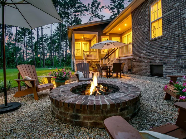 6441 Farm House Rd, Ravenel, SC 29470