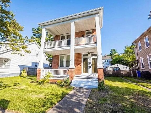 2nd image of 214 Lucile Ave #B