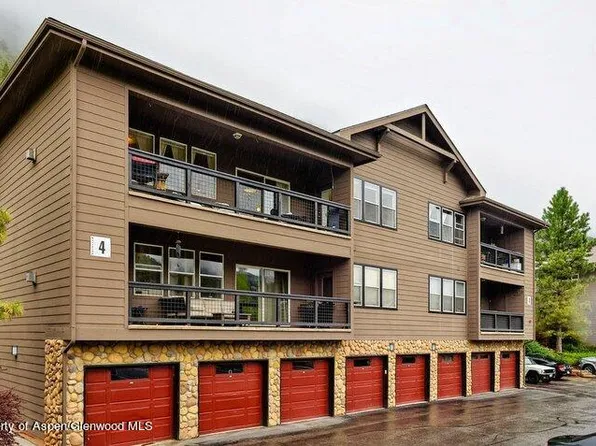 2701 S Midland Ave #414, Glenwood Springs, CO 81601
