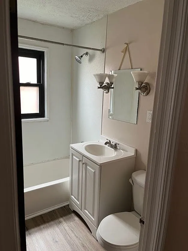 17846 Northwood Ave — Photo 4
