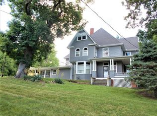 611 Saint Joseph St, Wathena, KS 66090