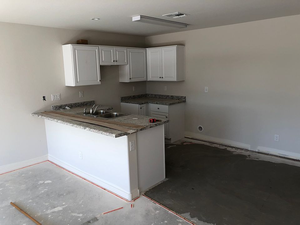2nd image of 250 W Impala Pl