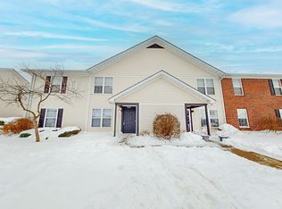 5485 Garden Rdg, Columbus, OH 43228