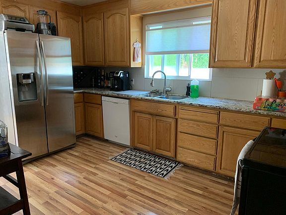 5th image of 430 S Bayview Ave