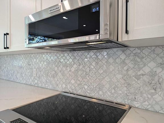5th image of 5204 Barron Dr NW