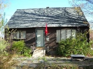 584 Northfield Rd, Lunenburg, MA 01462