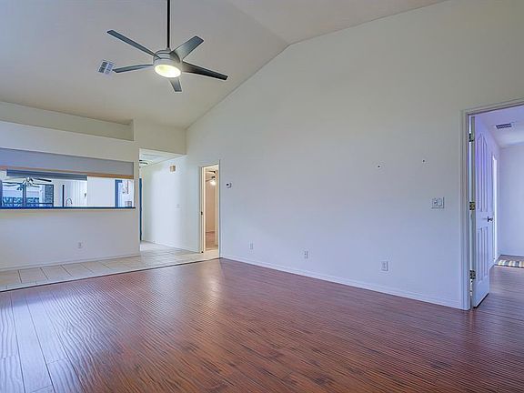 5th image of 5175 W Oak Park Blvd #45