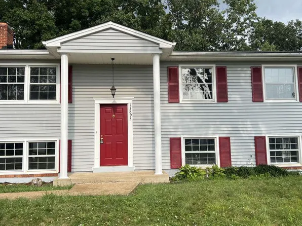 13863 Langstone Dr, Woodbridge, VA 22193