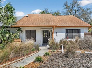 112 Anclote Rd, Tarpon Springs, FL 34689