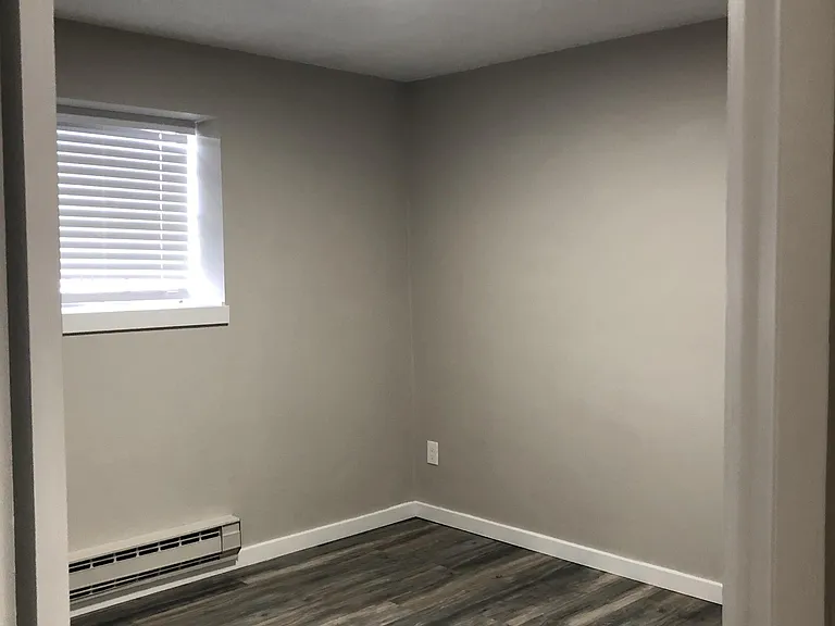 426 Main St #B — Photo 6