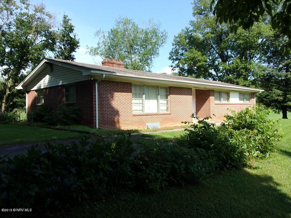 Brick Ranch/ 46 acres