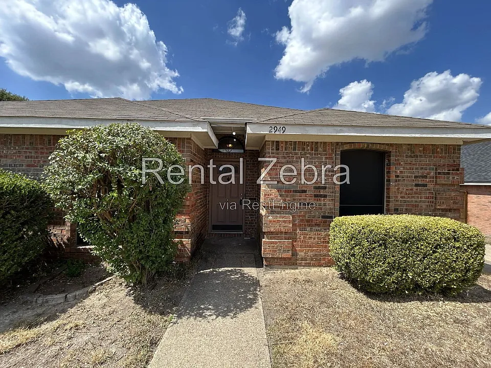 2949 Lawndale Dr