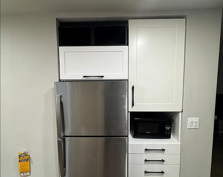 116 N Manhattan Pl — Photo 2