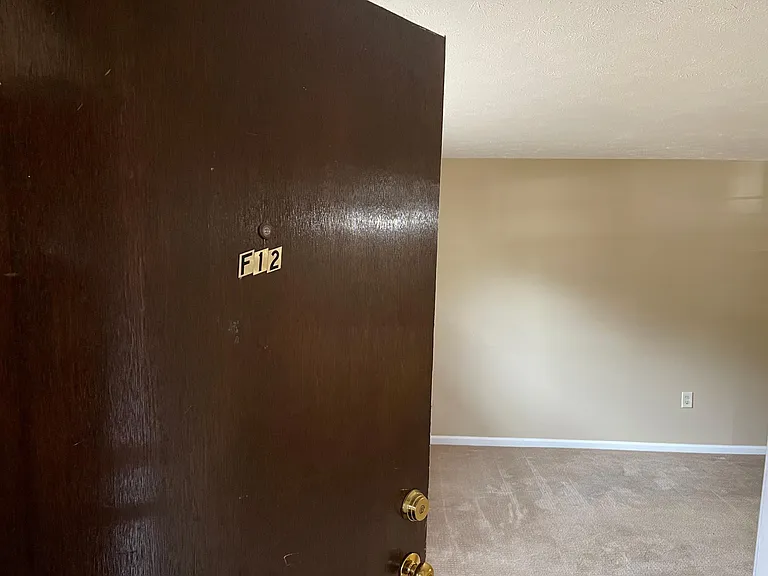 418 Meadow St #F12 — Photo 1