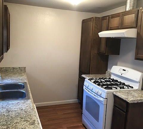 4th image of 408 Dunaway Dr