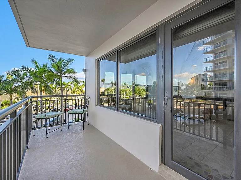 3800 Galt Ocean Dr #311 — Photo 20