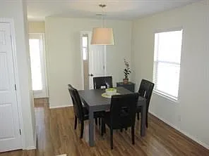 504 Rolling Oak Dr — Photo 3