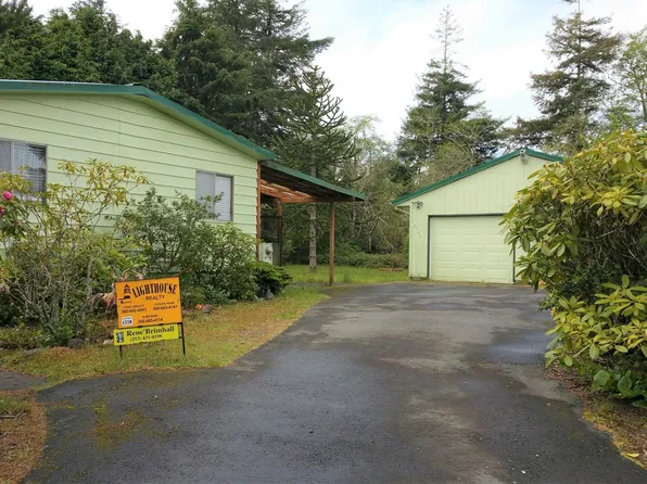 2702 235th Ln, Ocean Park, WA 98640