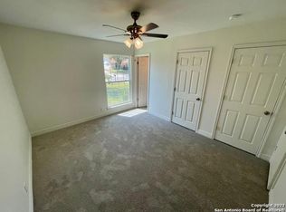 6627 Spring Forest St, San Antonio, TX 78249