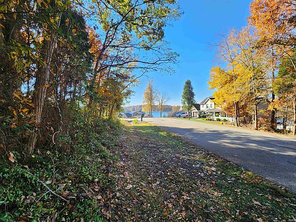 4th image of 198 W Blue Spruce Dr