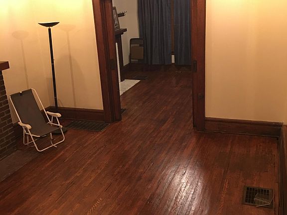 5th image of 2430 Summit St