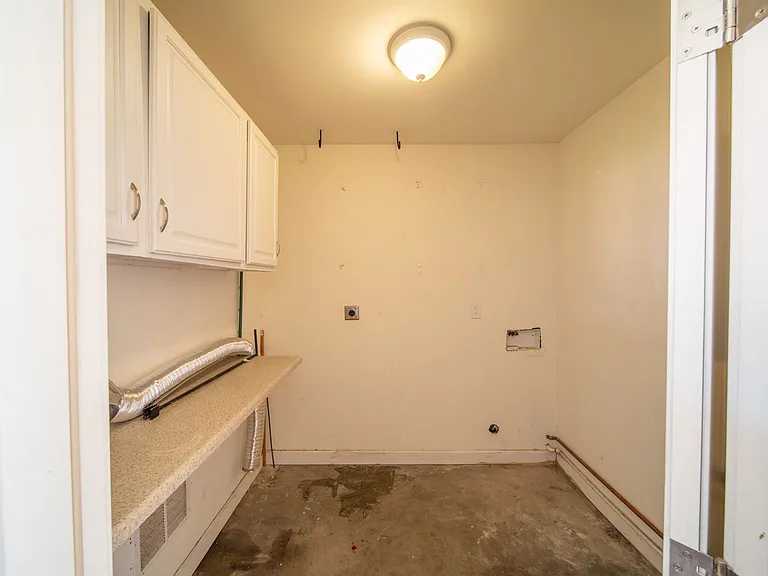 2320 W Whitton Ave — Photo 10