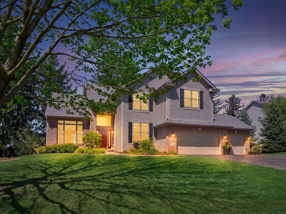 1st image of 1585 Stoneridge Cir
