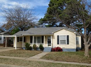 6725 Greenlee St, Fort Worth, TX 76112