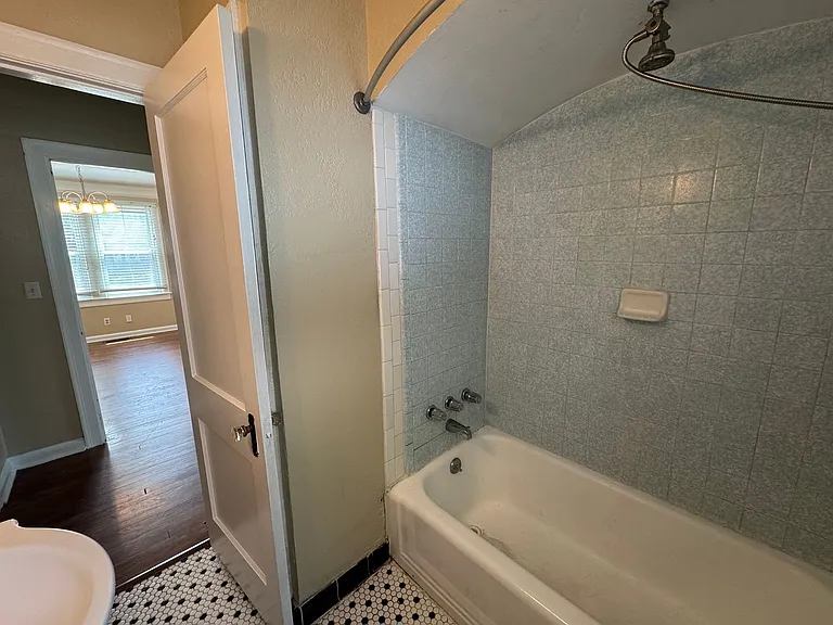 3609 Dellwood Ave — Photo 19