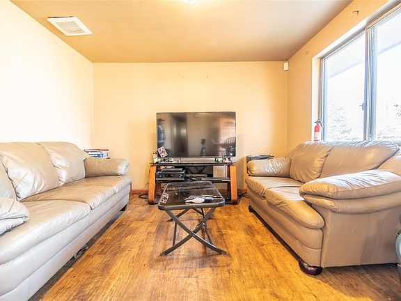 3rd image of 13662 E Dakota Ave