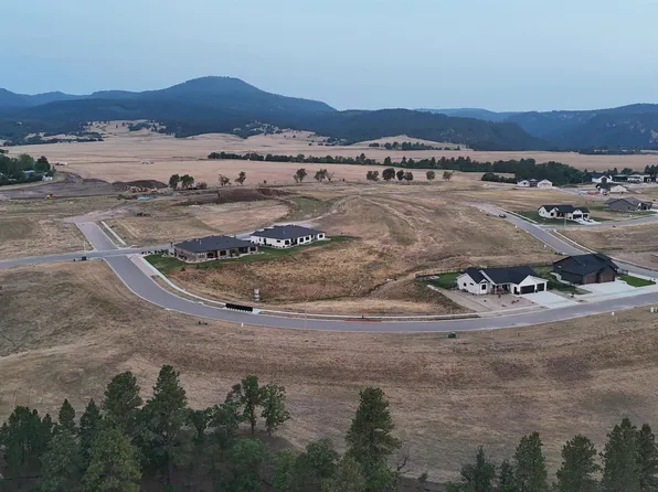 16 Miller Ranch Ave, Spearfish, SD 57783