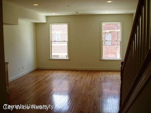 3rd image of 2025 N 18th St #B