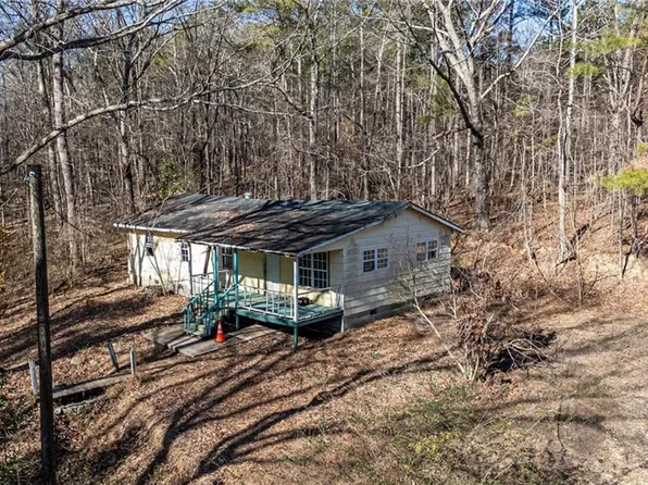 44 Pittman Dr, Whitesburg, GA 30185