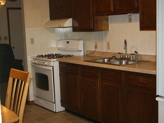 3rd image of 10493 E 775th Ave