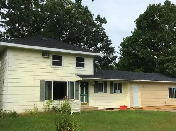 205 20th Ave E, Menomonie, WI 54751